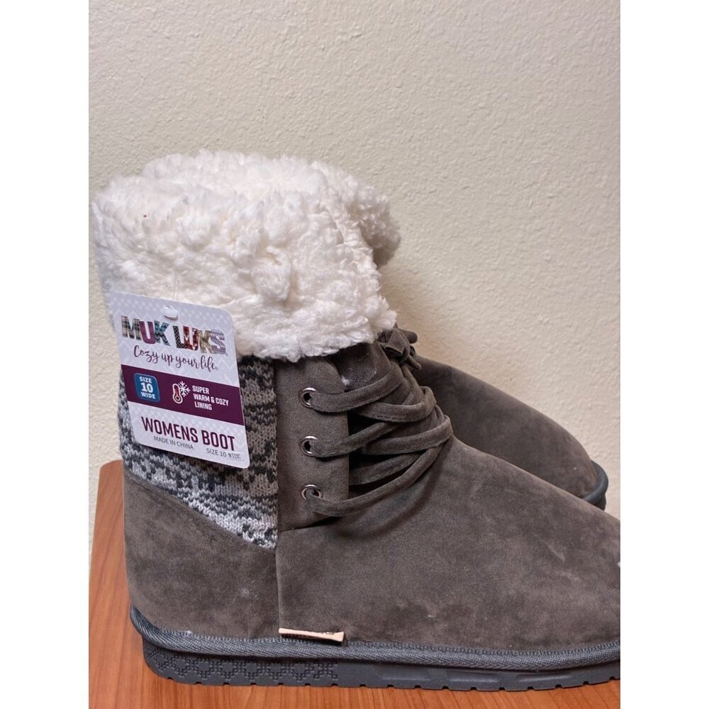 NWT Muk Luks Winter Boots Gray Flat Size 10 Wide Women's
